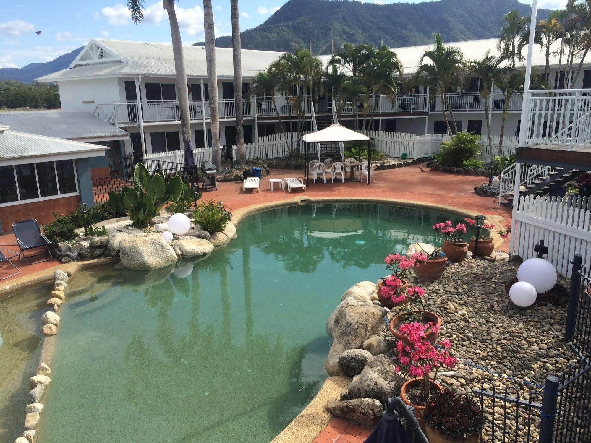 South Cairns Resort Exterior photo